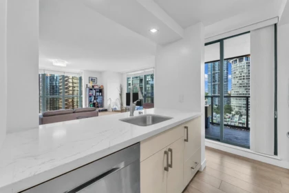 Laundry Room Photo of 1706 1238 Melville Street, Vancouver, BC
