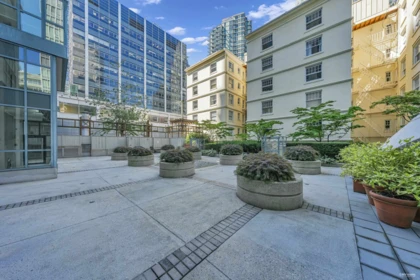 1706 1238 Melville Street, Vancouver, BC, Vancouver — Apartment/Condo for sale