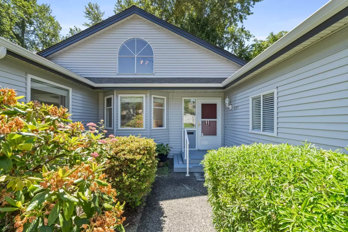 Exterior Rear Photo of 107 1744 128 Street, Surrey, BC