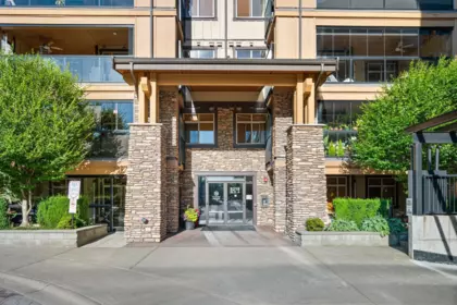 A310 8218 207a Street, Langley, BC, Langley — Apartment/Condo for sale