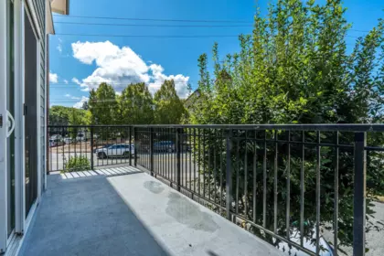 Front Yard Photo of 1 20723 Fraser Highway, Langley, BC