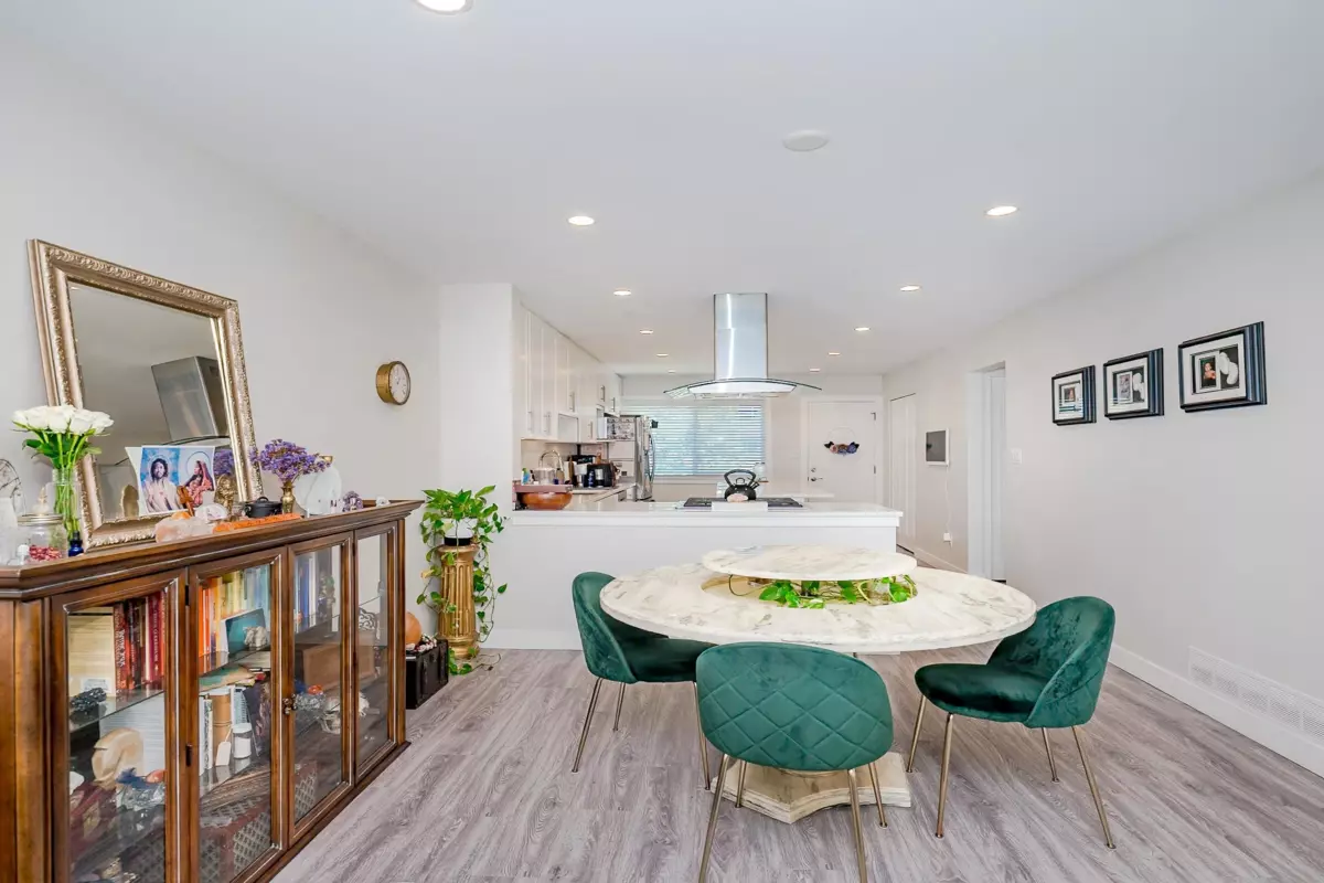 Dining Area Photo of 10551 Anahim Drive, Richmond, BC