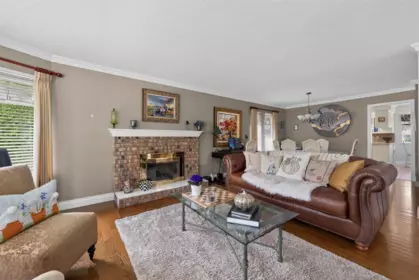 Kitchen Photo of 14151 16a Avenue, Surrey, BC