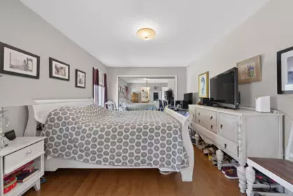 Laundry Room Photo of 14151 16a Avenue, Surrey, BC