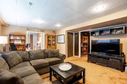 Basement Recreation Room Photo of 8652 Sunbury Place, Delta, BC