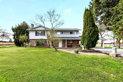 15023 Harris Road, Pitt Meadows, BC, Pitt Meadows — Single Family Residence for sale