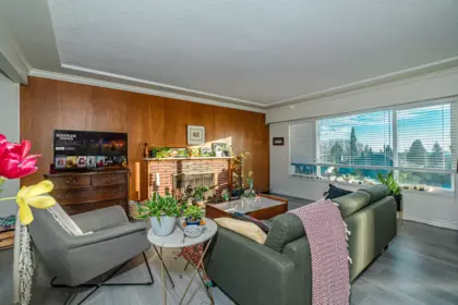 6407 Clinton Street, Burnaby, BC, Burnaby — Single Family Residence for sale
