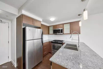 1508 8068 Westminster Highway, Richmond, BC, Richmond — Apartment/Condo for sale