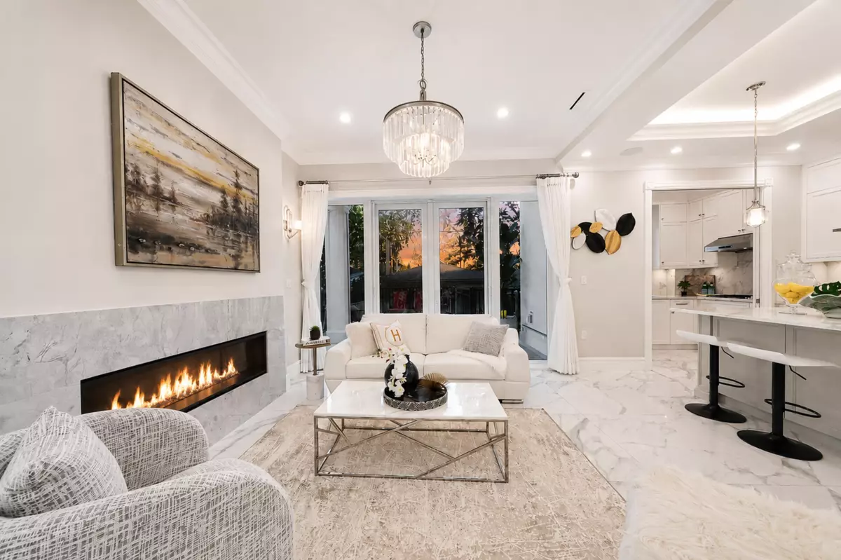 Dining Area Photo of 4627 W 15th Avenue, Vancouver, BC
