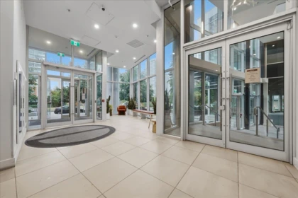 Entry Foyer Photo of 1211 13308 Central Avenue, Surrey, BC