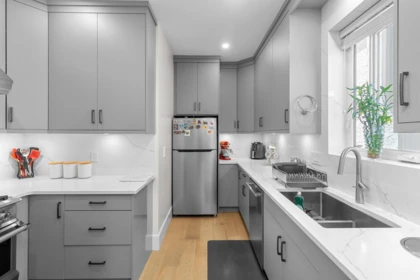 Primary Bathroom Photo of 7662 French Street, Vancouver, BC