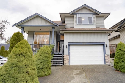 23717 110 Avenue, Maple Ridge, BC, Maple Ridge — Single Family Residence for sale