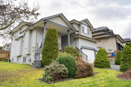 23717 110 Avenue, Maple Ridge, BC, Maple Ridge — Single Family Residence for sale