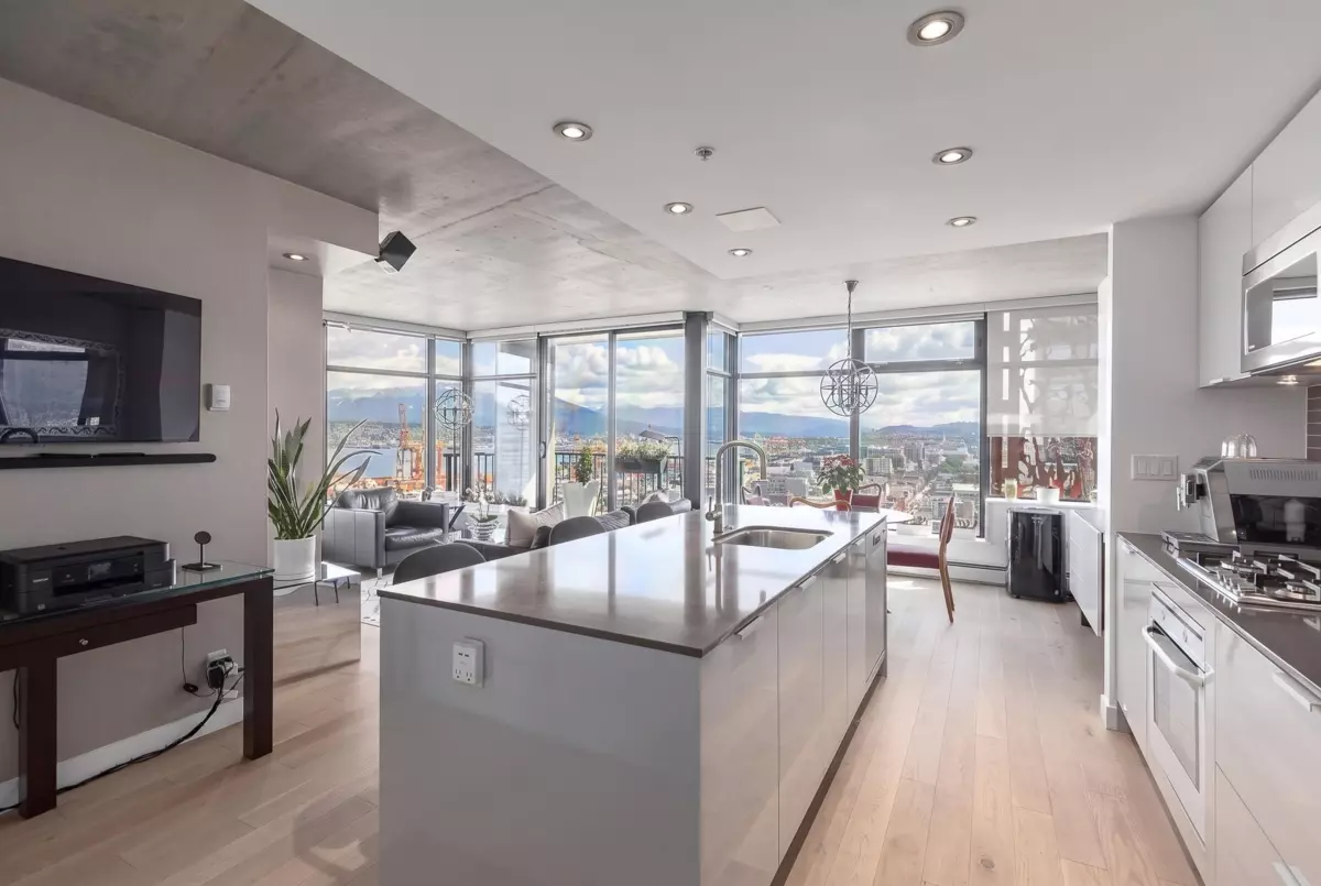 Family Room Photo of 2903 128 W Cordova Street, Vancouver, BC