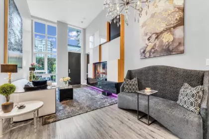 Breakfast Nook Photo of 1762 Ontario Street, Vancouver, BC