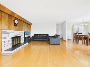 6096 Service Street, Burnaby, BC, Burnaby — Single Family Residence for sale