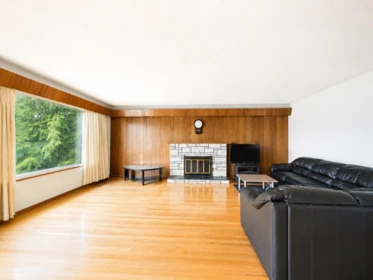 6096 Service Street, Burnaby, BC, Burnaby — Single Family Residence for sale
