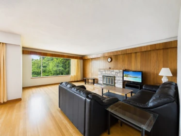 6096 Service Street, Burnaby, BC, Burnaby — Single Family Residence for sale