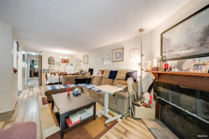 14828 Holly Park Lane, Surrey, BC, Surrey — Townhouse for sale