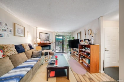 Pantry Photo of 14828 Holly Park Lane, Surrey, BC