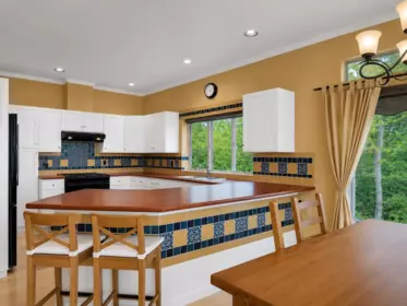 Kitchen Photo of 5475 Hydaway Place, Halfmoon Bay, BC