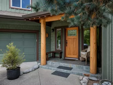 Living Room Photo of 5475 Hydaway Place, Halfmoon Bay, BC
