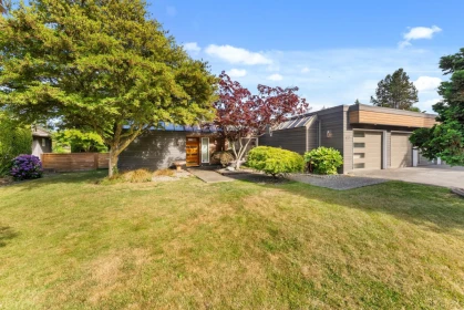 894 Eden Crescent, Delta, BC, Delta — Single Family Residence for sale
