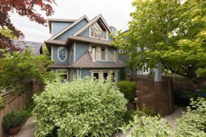 850 E 10th Avenue, Vancouver, BC, Vancouver — Half Duplex for sale
