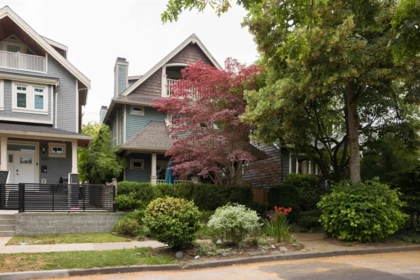 850 E 10th Avenue, Vancouver, BC, Vancouver — Half Duplex for sale