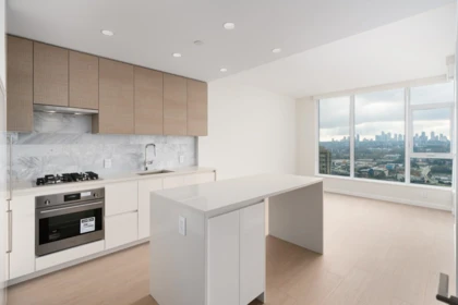 3201 4168 Lougheed Highway, Burnaby, BC, Burnaby — Apartment/Condo for sale
