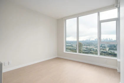 3201 4168 Lougheed Highway, Burnaby, BC, Burnaby — Apartment/Condo for sale