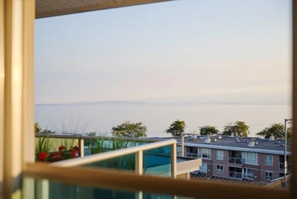 #603 14955 Victoria Avenue, White Rock, BC, White Rock — Apartment/Condo for sale
