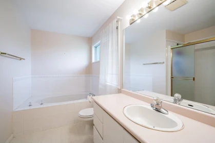 Laundry Room Photo of 16355 108a Avenue, Surrey, BC