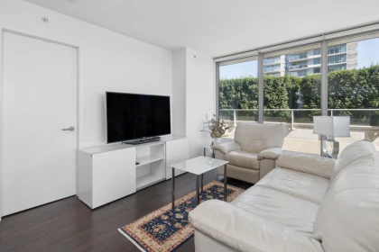 804 8131 Nunavut Lane, Vancouver, BC, Vancouver — Apartment/Condo for sale