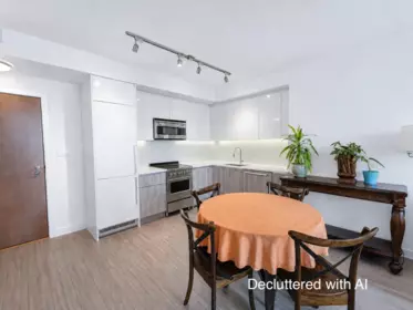 302 4900 Lennox Lane, Burnaby, BC, Burnaby — Apartment/Condo for sale