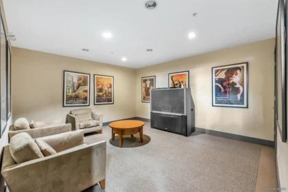 Loft / Bonus Room Photo of 1420 5115 Garden City Road, Richmond, BC