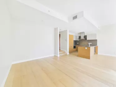 1573 W 57 Avenue, Vancouver, BC, Vancouver — Townhouse for sale