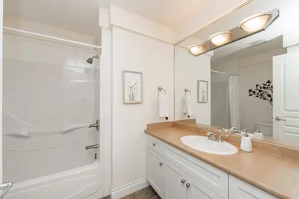 Laundry Room Photo of 3338 157a Street, Surrey, BC