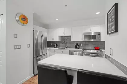 Kitchen Island Photo of 117 1702 56 Street, Delta, BC