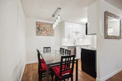 519 2012 Fullerton Avenue, North Vancouver, BC, North Vancouver — Apartment/Condo for sale
