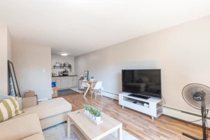 107 1000 King Albert Avenue, Coquitlam, BC, Coquitlam — Apartment/Condo for sale