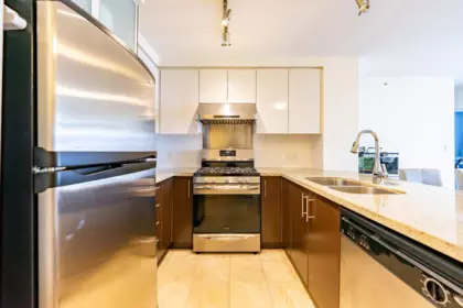 Kitchen Island Photo of 2703 2289 Yukon Crescent, Burnaby, BC