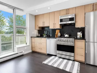 Breakfast Nook Photo of 809 168 W 1st Avenue, Vancouver, BC