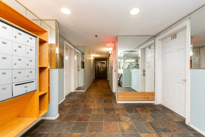 206 1154 Westwood Street, Coquitlam, BC, Coquitlam — Apartment/Condo for sale