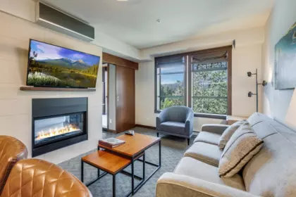 314A 2020 London Lane, Whistler, BC, Whistler — Apartment/Condo for sale