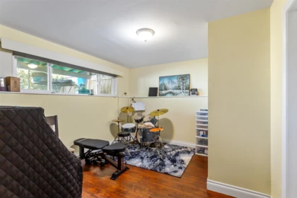 Bedroom 4 Photo of 6949 Halifax Street, Burnaby, BC