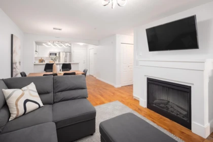 Primary Bedroom Photo of 301 2958 Silver Springs Boulevard, Coquitlam, BC