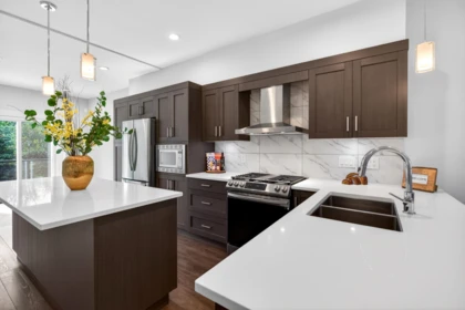 Kitchen Island Photo of 34 21150 76a Avenue, Langley, BC