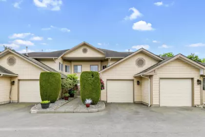 8 6140 192 Street, Surrey, BC, Surrey — Townhouse for sale