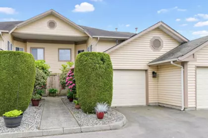8 6140 192 Street, Surrey, BC, Surrey — Townhouse for sale